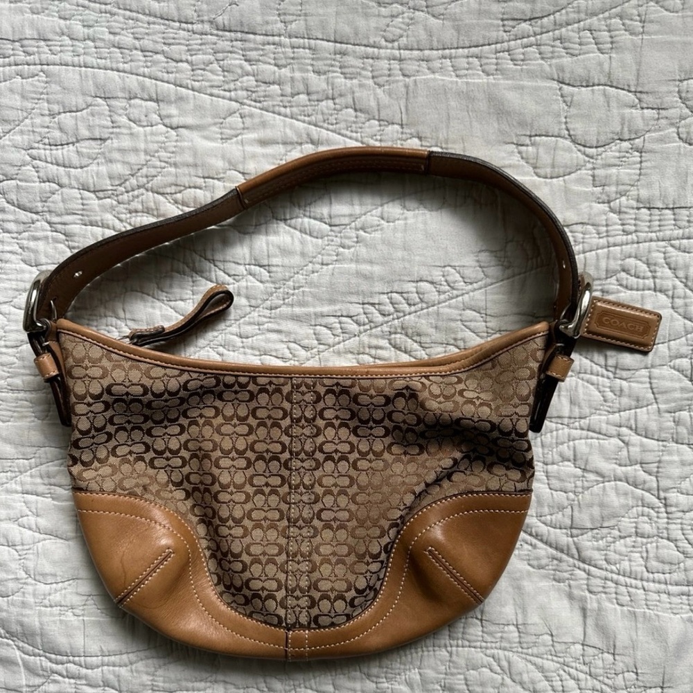 Coach 6351 Shoulder Bag